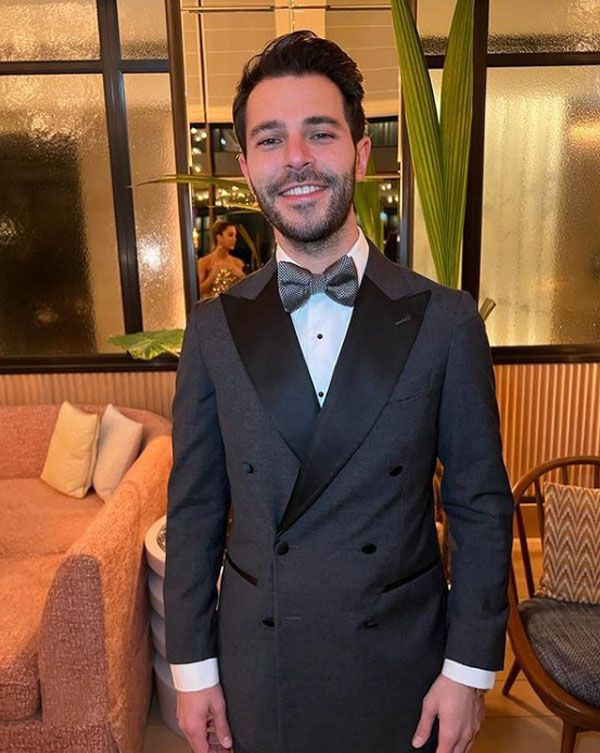 Hakan Sabancı çapkınlığı hız kesmeden devam ediyor! Yeni aşkı Cece'yle tatilde yakalandı - Resim: 2