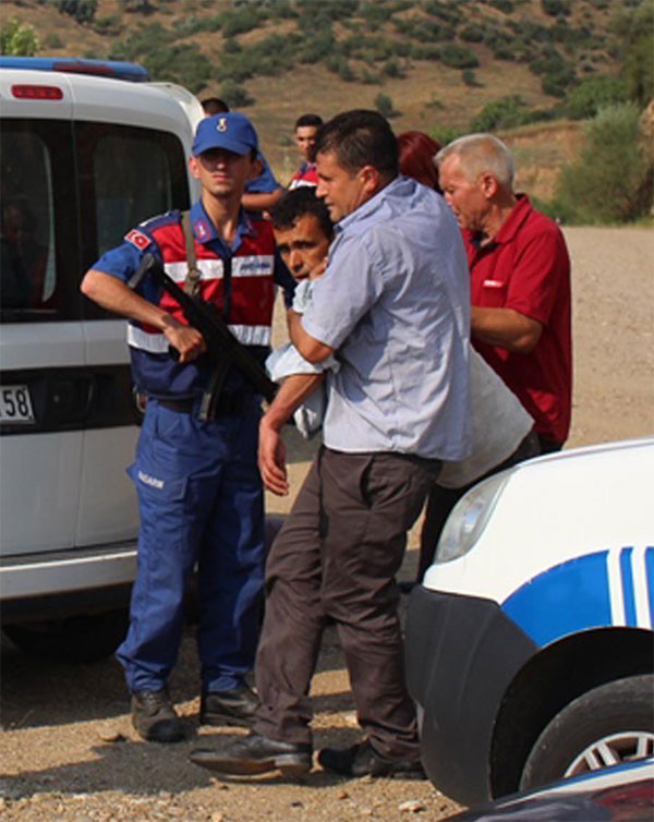Bu acıya yürek dayanmaz! Polisler de ağladı - Resim: 3