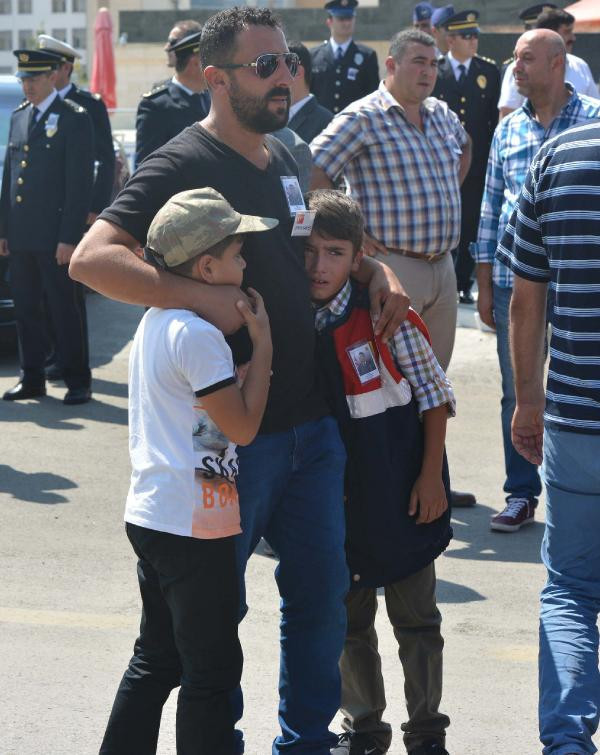 Şehit cenazelerinde anne feryatları yürek dağladı... - Resim: 3