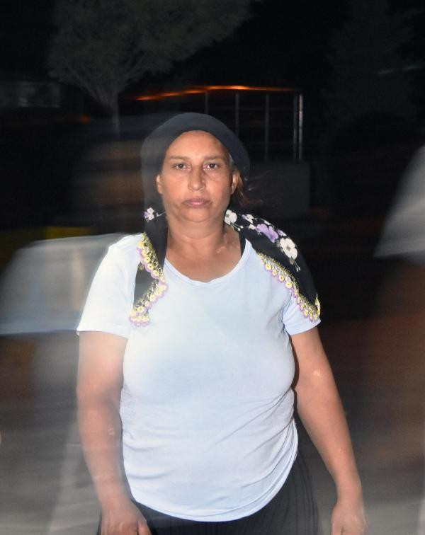 Kızıyla oğluna cinsel tacizde bulunan kocası çıkınca... - Resim: 1