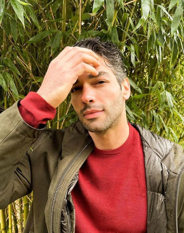 Şükrü Özyıldız'ın maske takma nedeni duyanları hayrete düşürdü! Bakın nedeni neymiş... - Resim: 1