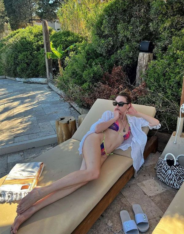 Sadakatsiz'in Derin'i Melis Sezen shopu fazla kaçırınca ayaklarıyla olay oldu! "Lahmacun küreği gibi" - Resim: 4