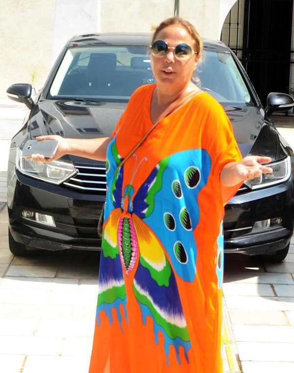 Safiye Soyman ne diyor böyle 'O bacaklar, o vücut, göğüsler...' - Resim: 3