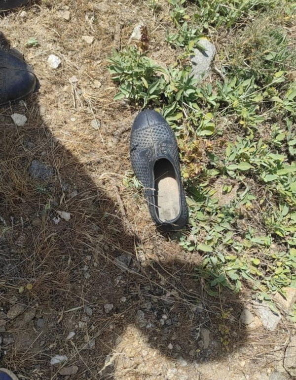 Bingöl'de çoban kıyafetler buldu etrafa bakınca şok oldu: Ağacın dibinde... - Resim: 1