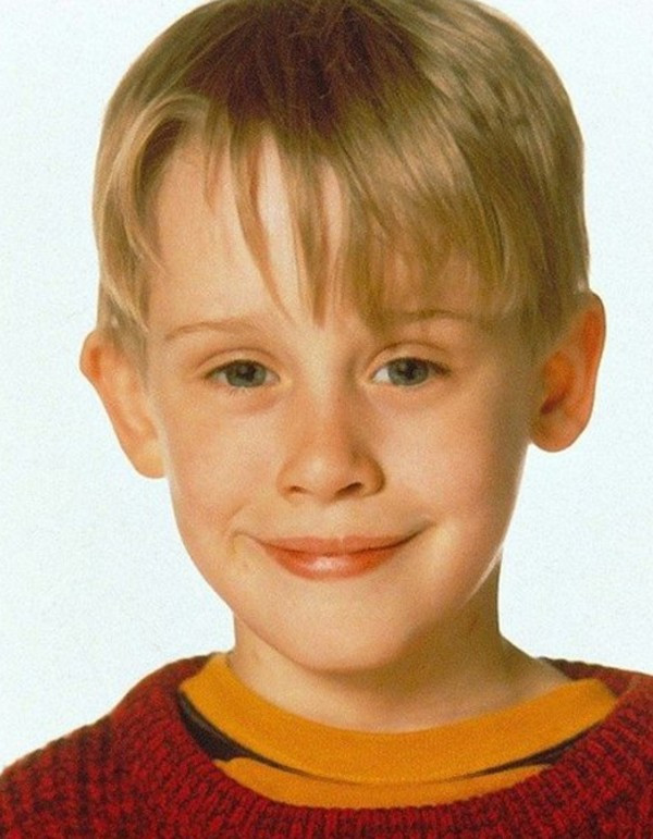 Evde tek başınanın küçük yıldızı tanınmaz halde - Resim: 1