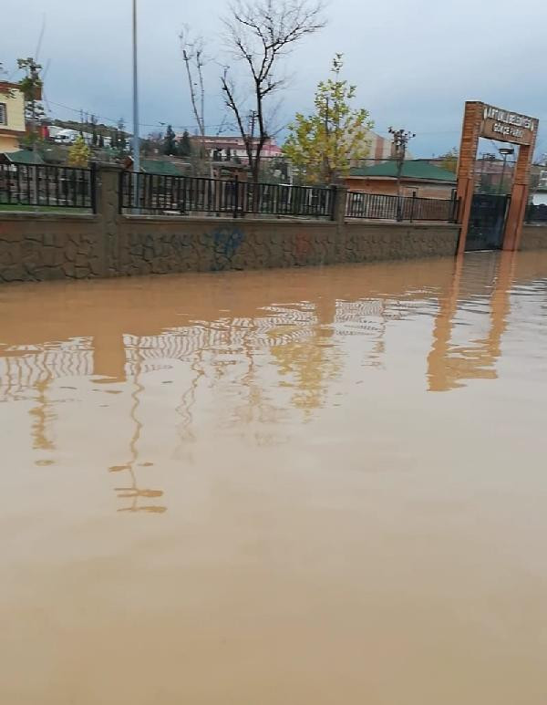 Mardin'de sağanak; evleri ve tarım arazilerini su bastı - Resim: 2