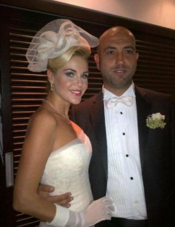 Emine Ün'ün eski evliliği ile ilgili şok eden iddialar! "Eski eşi, kardeşi ile aldattı" - Resim: 2