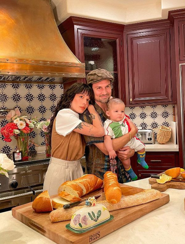 Halsey ve Alev Aydın'ın oğlu Ender Ridley 1 yaşında! - Resim: 1