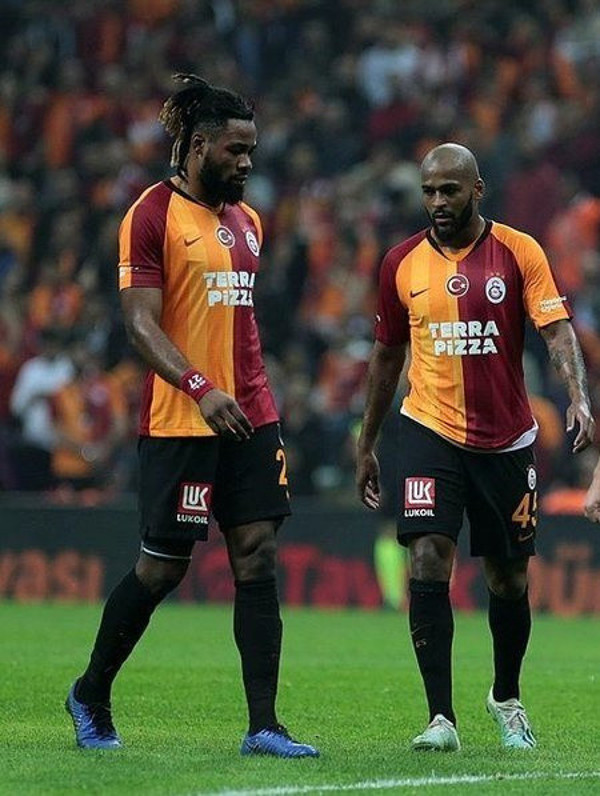 Galatasaray'da 2 yıldız satış listesinde - Resim: 0