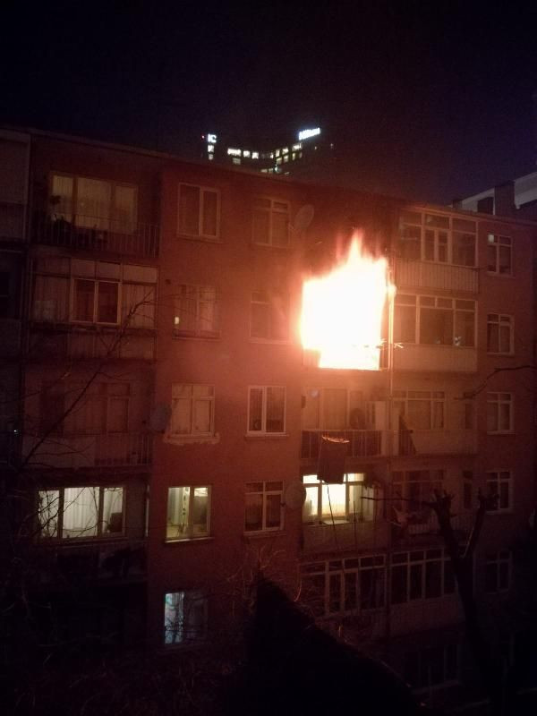 Şişli'de yangında can pazarı - Resim: 0