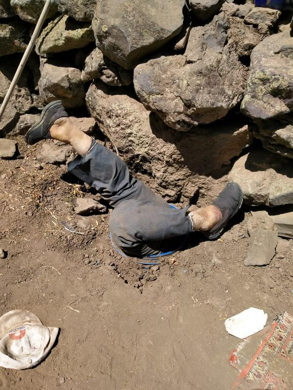 Kayseri'de feci olay!Su bidonu içerisinde erkek cesedi bulundu - Resim: 0