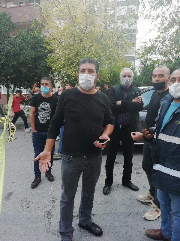 İzmir depreminde bina çöktü! Markette 20 kişi mahsur kaldı iddiası - Resim: 0