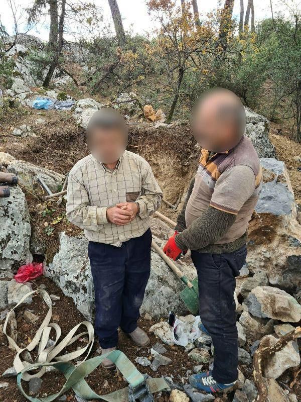 Piyasa değeri dudak uçuklattı! Bursa'da operasyonda ele geçirildi - Resim: 1