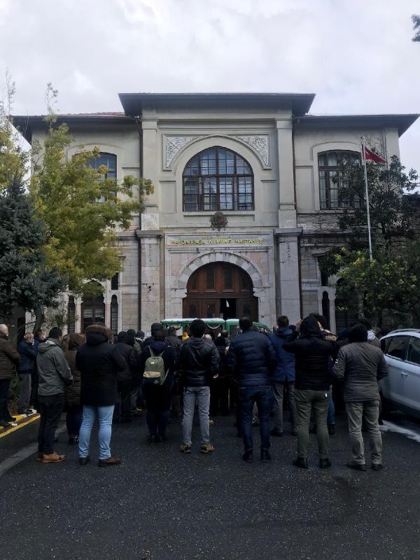 İstanbul'da Prof. Dr. Kaya Kılıç koronaya yenildi gözyaşları sel oldu: Bir yere yetişmesi... - Resim: 0