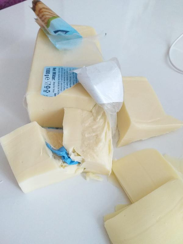 Kocaeli'de marketten kaşar peynir aldı içinden çıkanı görünce şok oldu - Resim: 0