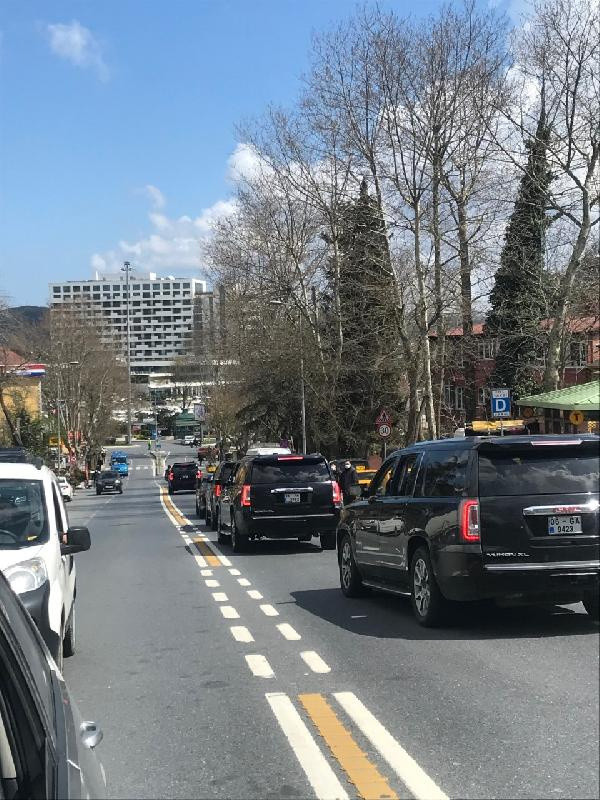 Cumhurbaşkanı Erdoğan, minibüsçülerle sohbet etti - Resim: 0