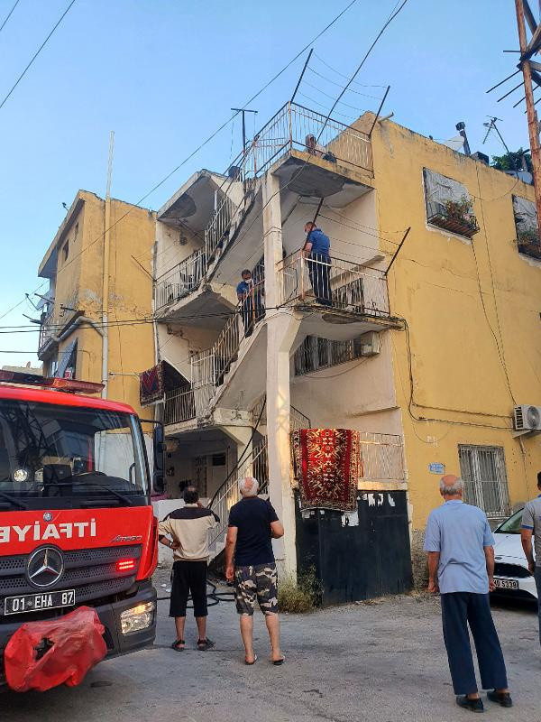 Adana'da gürültüyü duyan koştu acı gerçek ortaya çıktı! Kapıyı arkadan... - Resim: 0