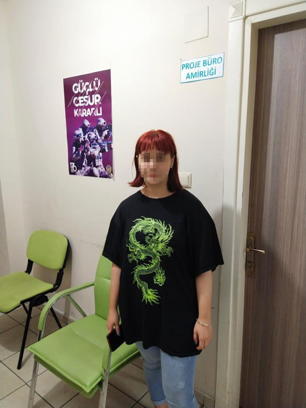 Bursa'da başörtülü olduğu için iş bulamadı! 10 gün sonra kayıp kız bakın nerede bulundu - Resim: 0