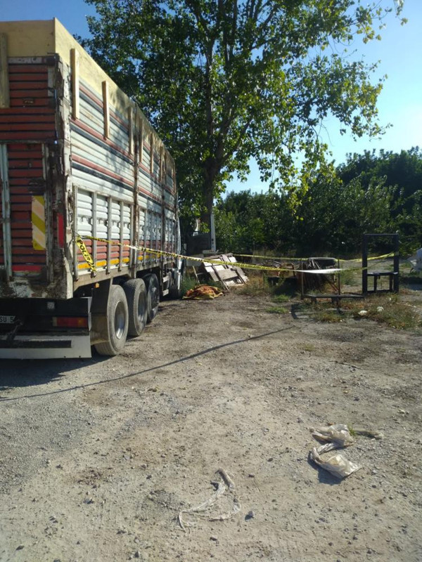 Balıkesir'de sünnet davetiyesi dağıtıyordu! Acı haber geldi: Yanağa kadar... - Resim: 0