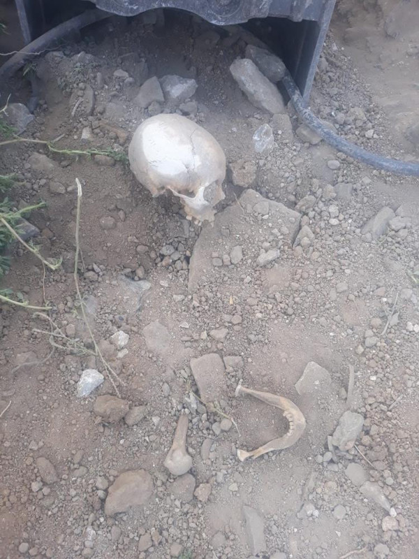 Ankara'da yol çalışmasında insan kafatası ve kemikleri bulundu - Resim: 0