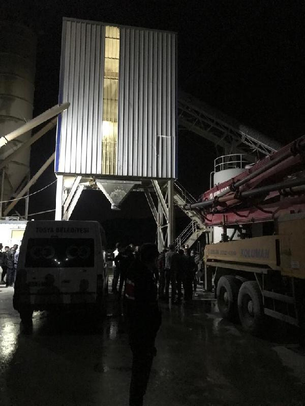 Kastamonu'da korkunç kaza! İş makinesinin içine düşen işçi hayatını kaybetti - Resim: 0