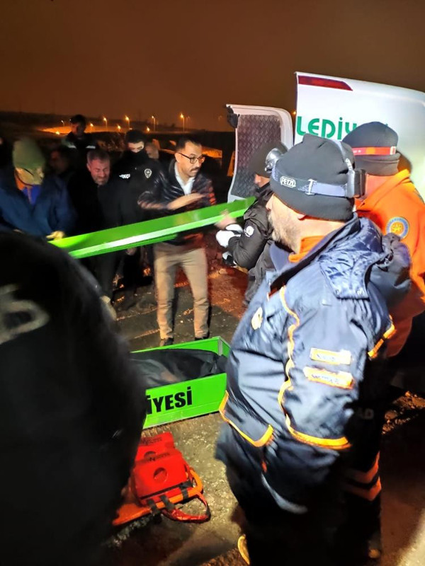 Kayseri'de kayalıklarda kadın cesedi bulundu! Kimliği belli oldu: Ailesi 1 hafta önce... - Resim: 0