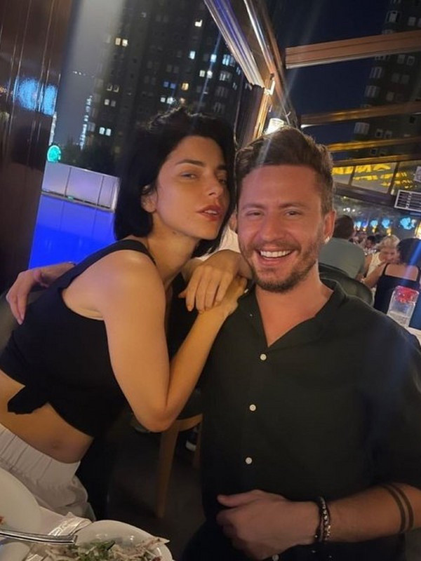 Hazırlıklar tamam yılın düğünü başlıyor! Merve Boluğur ve sevgilisi Mert Aydın ile ne zaman evleniyor? - Resim: 0