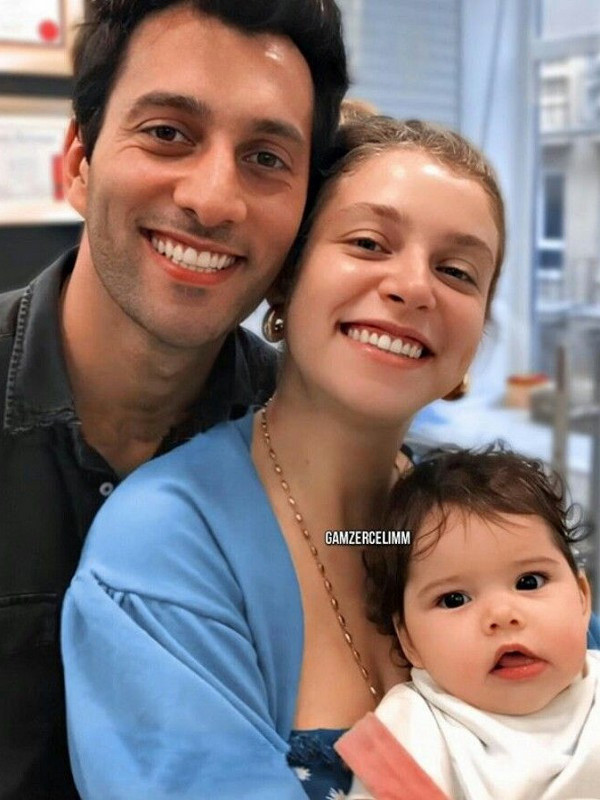 Gamze Erçel'in eşi Caner Yıldırım kızları Mavi'nin hastalığı ile ilgili ateş püskürdü - Resim: 0