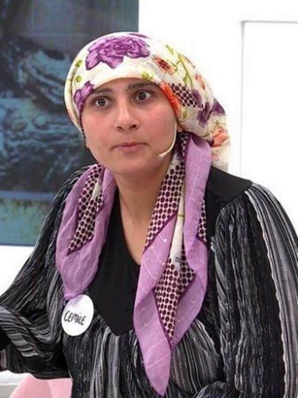 Cemile'nin eski eşine söylediği sözler Esra Erol'u ağlattı! Cemile'nin herkesi duygulandıran o sözleri... - Resim: 1