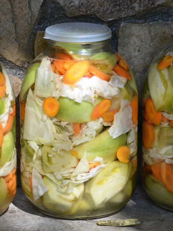 Turşu yapanlar dikkat! Beyaz tabaka oluşuyorsa... - Resim: 0