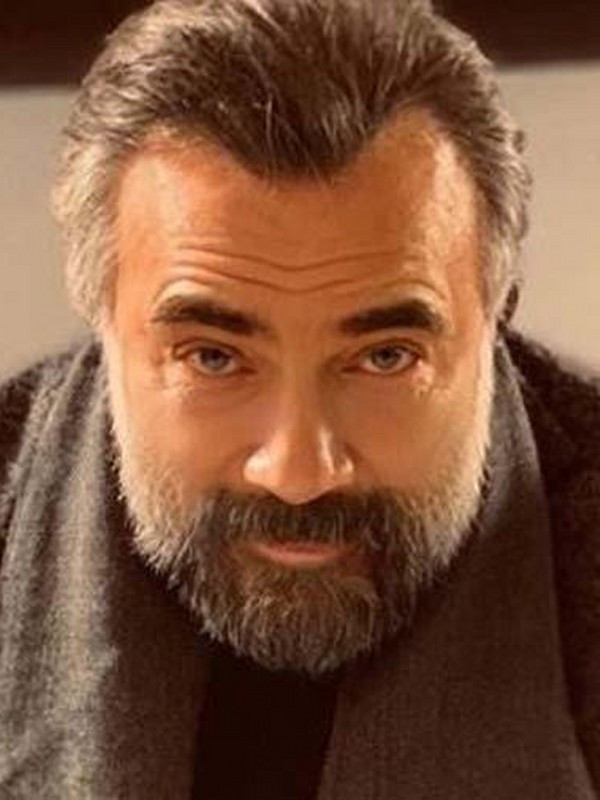 Oktay Kaynarca'nın herkesten gizlediği evini görünce aşık olacaksınız! - Resim: 0