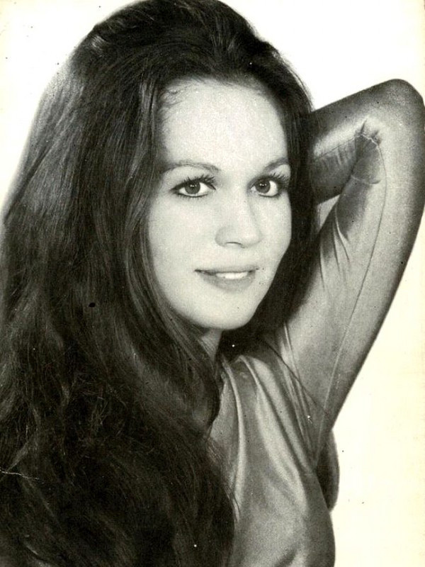 Keloğlan'ın Fatma'sı bakın hangi ünlü oyuncu çıktı! Yıllarca izlemişiz farketmemişiz.. - Resim: 1