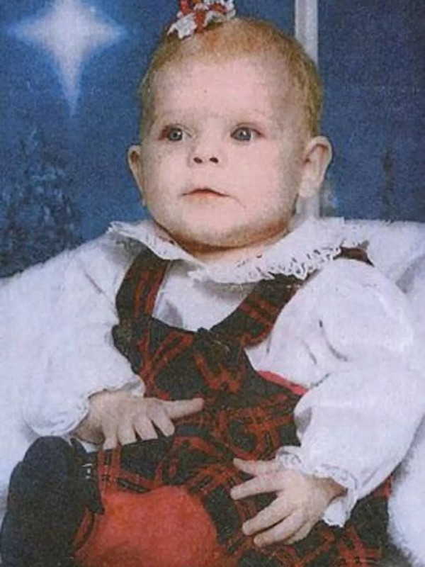 9 aylık bebeğinin omurgasını kırarak öldürmüştü! İdam edilecek - Resim: 0