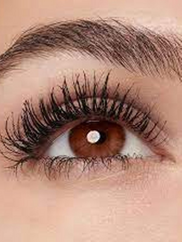 Türkan Şoray kirpikleri hayal değil! Kirpik lifting yaptırmadan upuzun kıvrık kirpiklere sahip olmanın yolları - Resim: 0