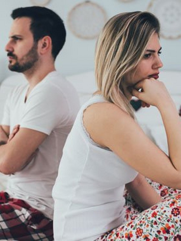 Eşiniz sizi aldatıyor mu? Bunları yapıyorsa dikkat… - Resim: 0