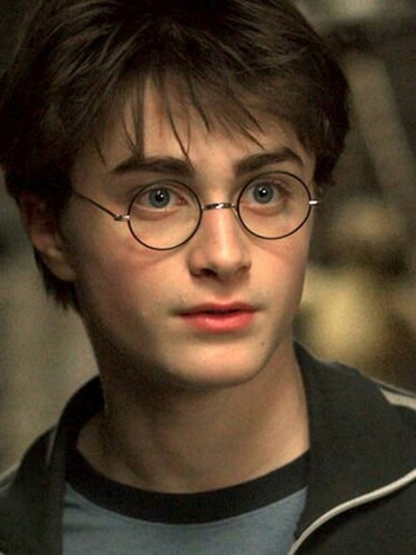 Harry Potter'ın yıldızı Daniel Radcliffe'in hastalığı sevenlerini üzdü ayakkabısını bile bağlayamıyor - Resim: 1