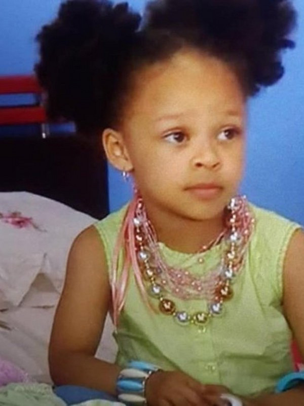 Sihirli Annem'in minik Toprak'ını yıllar sonra tanıyamayacaksınız! - Resim: 0