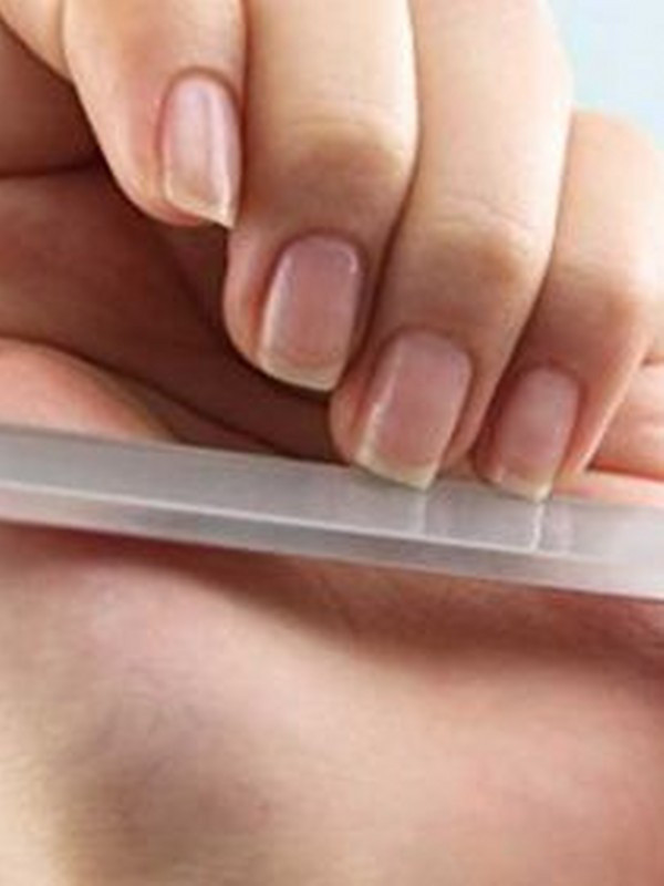 Kuaförlerin manikür sırları çözüldü! Kuaföre gitmenize gerek kalmayacak bakın nasıl yapılırmış - Resim: 0