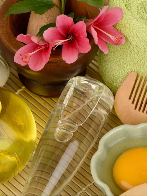 Saçlarınız sürekli kırılıyorsa bunları deneyin saç kırıklarını iyileştiren maske tarifleri - Resim: 0