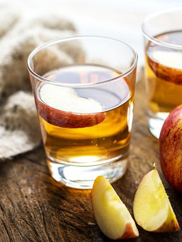 Oje kıyafetten, halıdan nasıl çıkar? Oje lekelerini çıkarmanın püf noktaları - Resim: 0