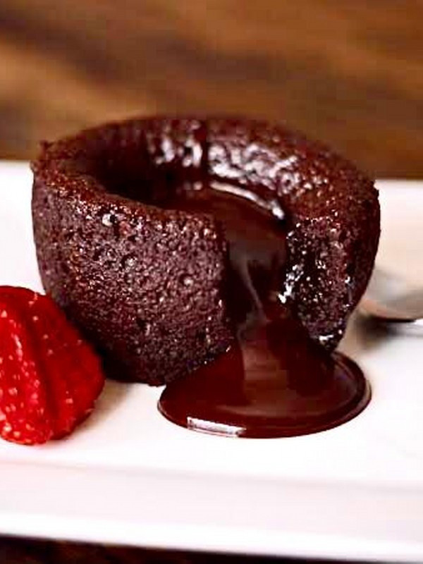 Bugün çocuklarınızı şımartın 15 dakikada az malzemeli sufle tarifi... - Resim: 0