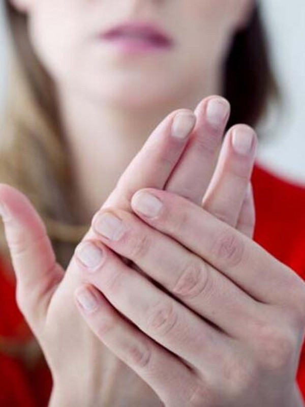 Ellerdeki güç kaybını göz ardı etmeyin! Sebebi çok farklı olabilir kalıcı hasara yol açıyor... - Resim: 1