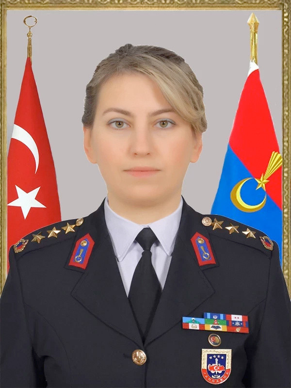 Çankırı İl Jandarma Komutanı Kıdemli Albay Gülden Mat Şakir tuğgeneralliğe terfi etti - Resim: 0