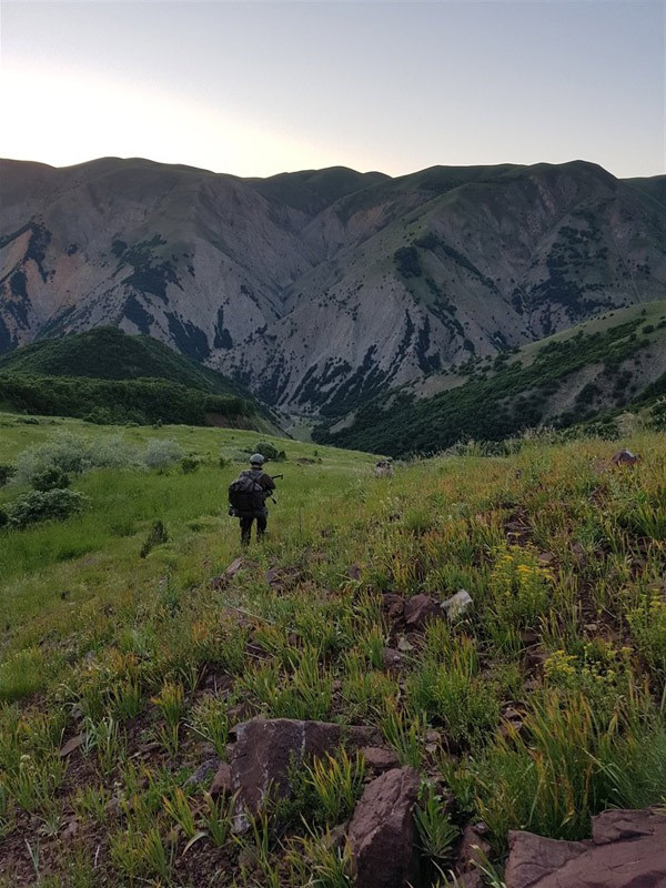 PKK'lıların eşyalarının arasından bakın kimin fotoğrafı çıktı! - Resim: 2