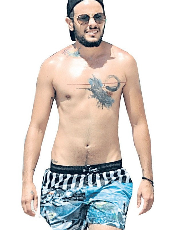 Rüzgar Erkoçlar'ın son hali şok etti! Plajda böyle yakalandı - Resim: 4