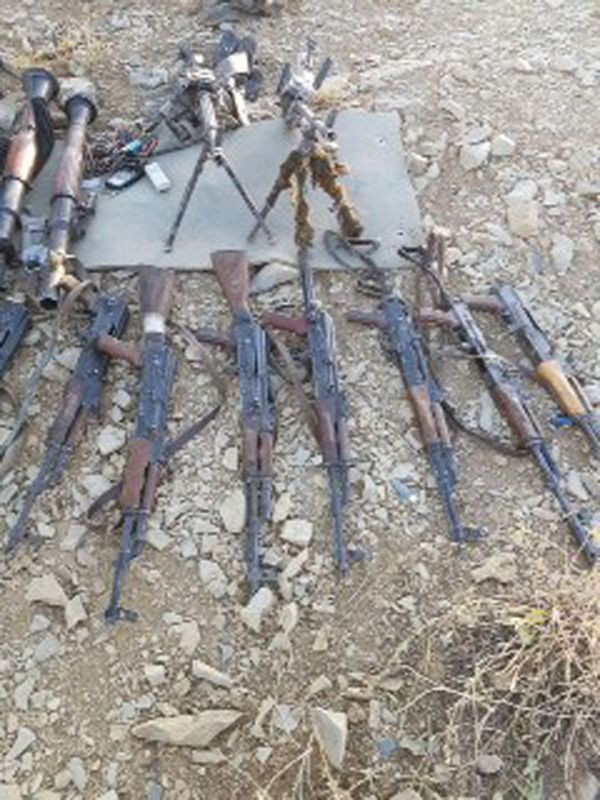 Terörist cesetleri etrafa saçılmış sıcak görüntüler - Resim: 3