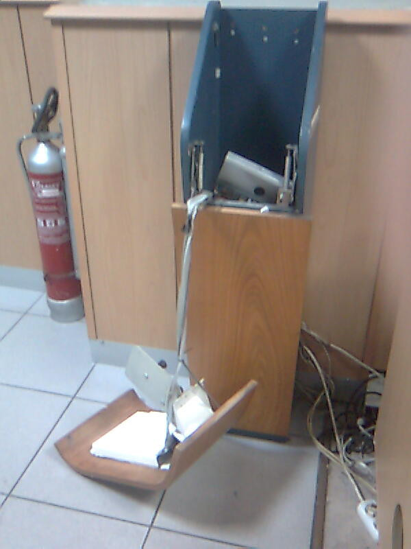 Hastane saldırısının dehşet görüntüleri! - Resim: 4