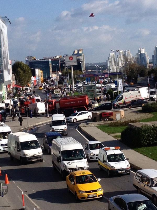 İstanbul metrosu'nda feci kaza - Resim: 1