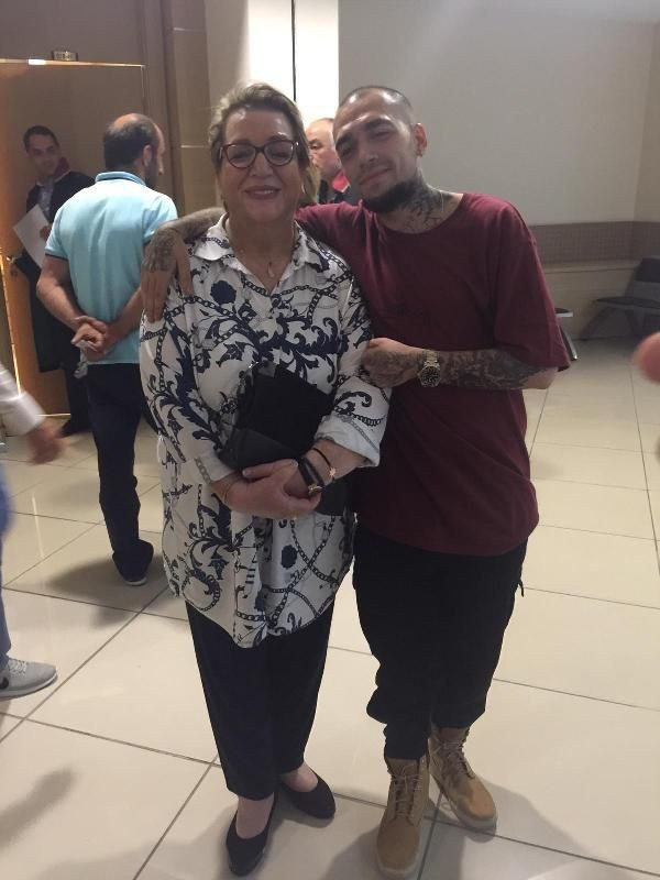 Ezhel'e "uyuşturucu kullanmak"tan 1 yıl 8 ay hapis cezası verildi - Resim: 2