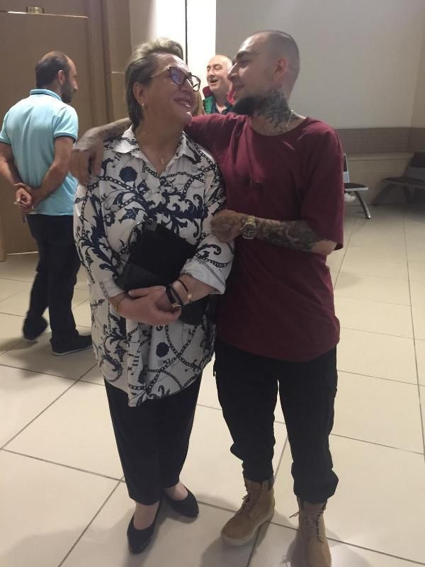 Ezhel'e "uyuşturucu kullanmak"tan 1 yıl 8 ay hapis cezası verildi - Resim: 1